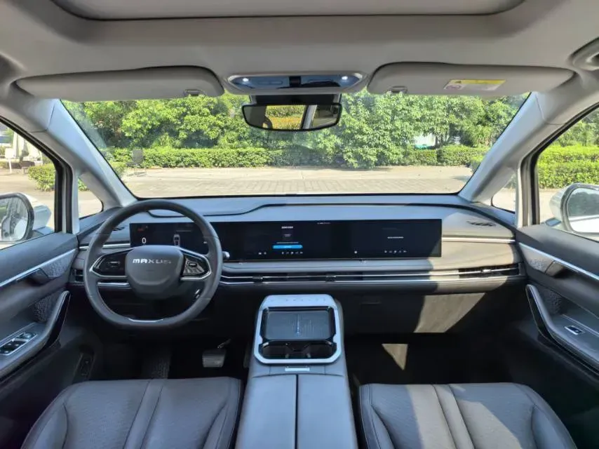 2025 MAXUS G70 2.0T 234HP L4 9AT,autocango,china used car exporter,china ev exporter,chinese used car exporter,chinese used ev exporter