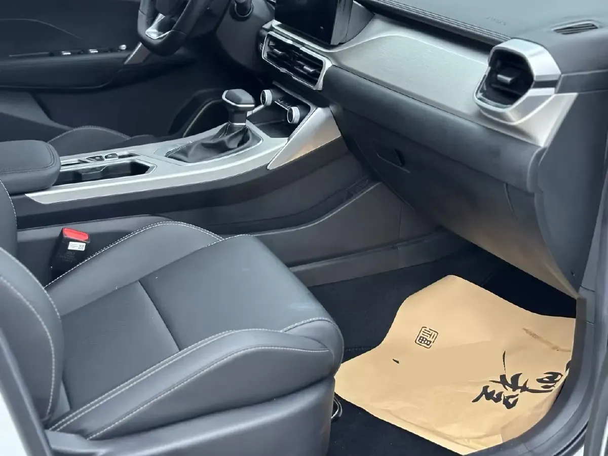 2025 Geely Coolray 1.5L 126HP L4 CVT,autocango,china used car exporter,china ev exporter,chinese used car exporter,chinese used ev exporter