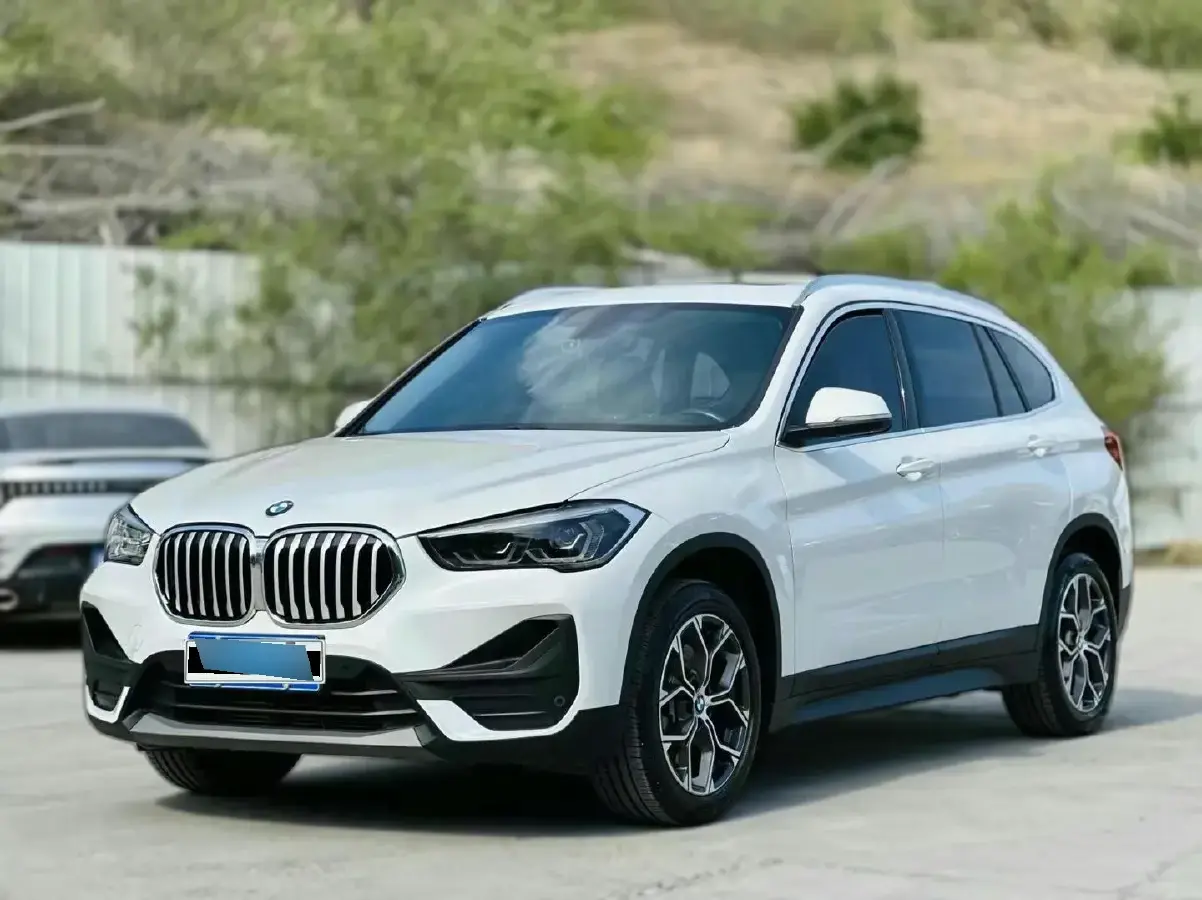 2022 BMW X1 2.0T 192HP L4 7DCT