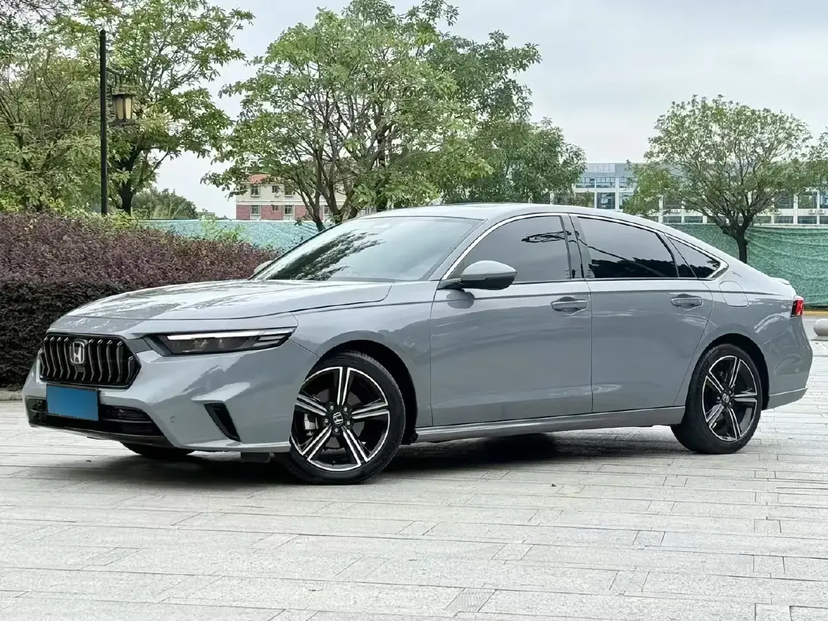 2023 Honda Inspire 1.5T 192HP L4 CVT