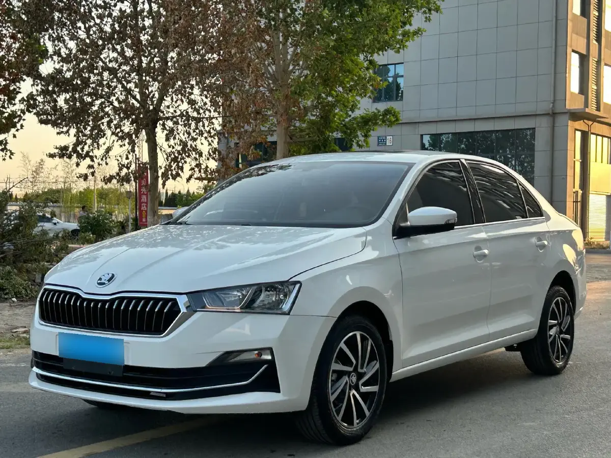 2020 Skoda Rapid 1.5L 112HP L4 5MT