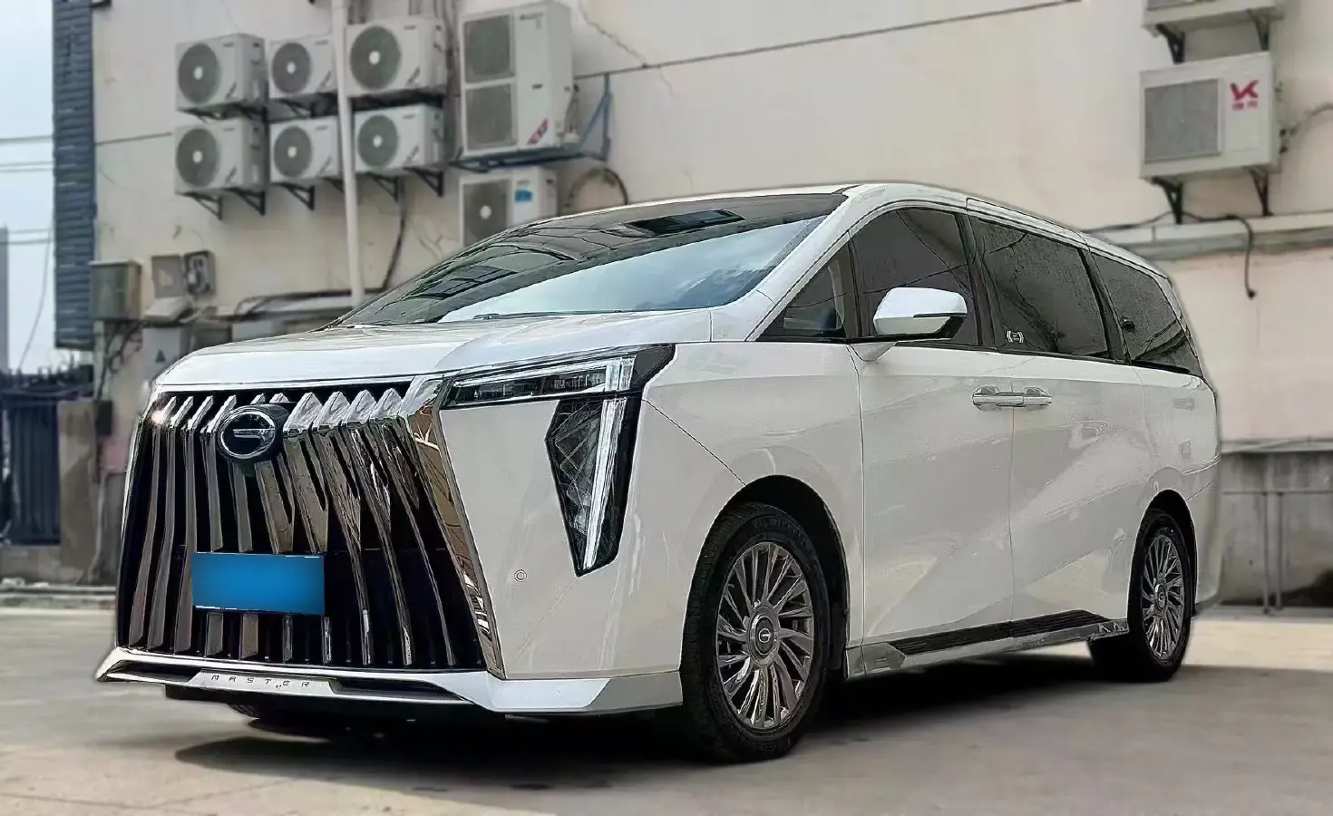 2023 GAC Trumpchi M8 2.0T 252HP L4 8AT