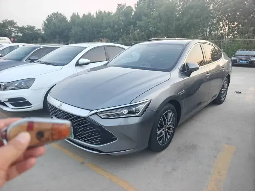 2021 BYD Qin Plus 1.5L 110HP L4 E-CVT PHEV 8.32KWH