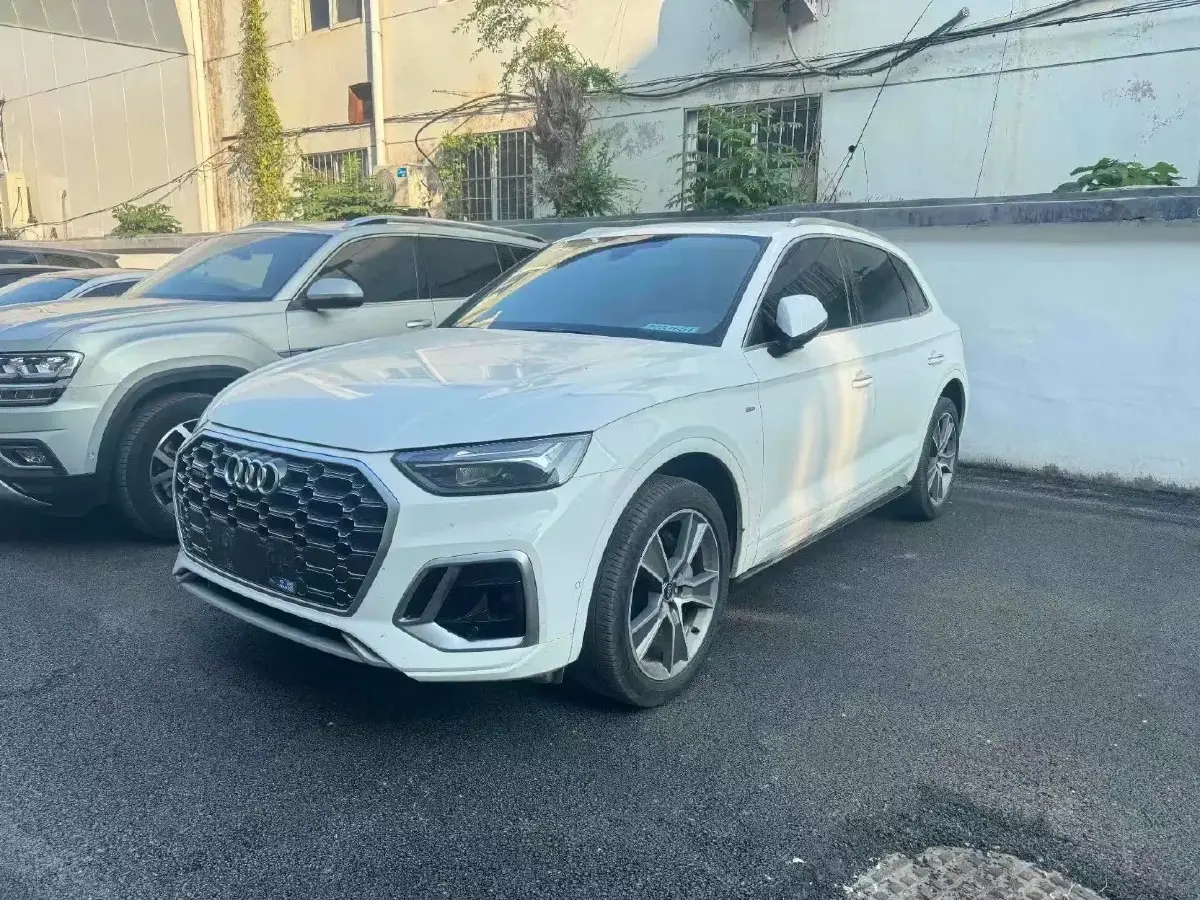 2022 Audi Q5L 2.0T 190HP L4 7DCT