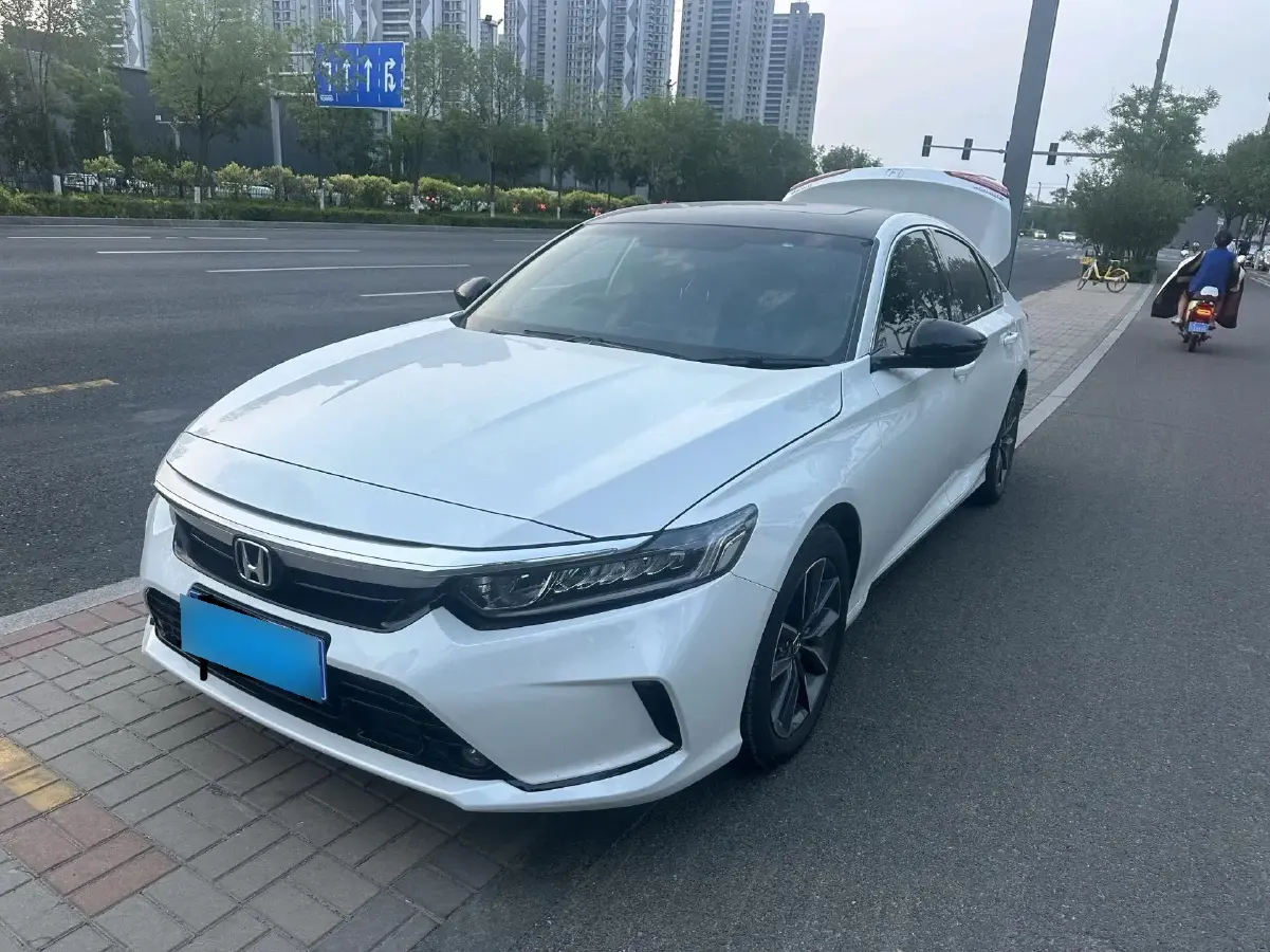 2022 Honda Inspire 1.5T 194HP L4 CVT