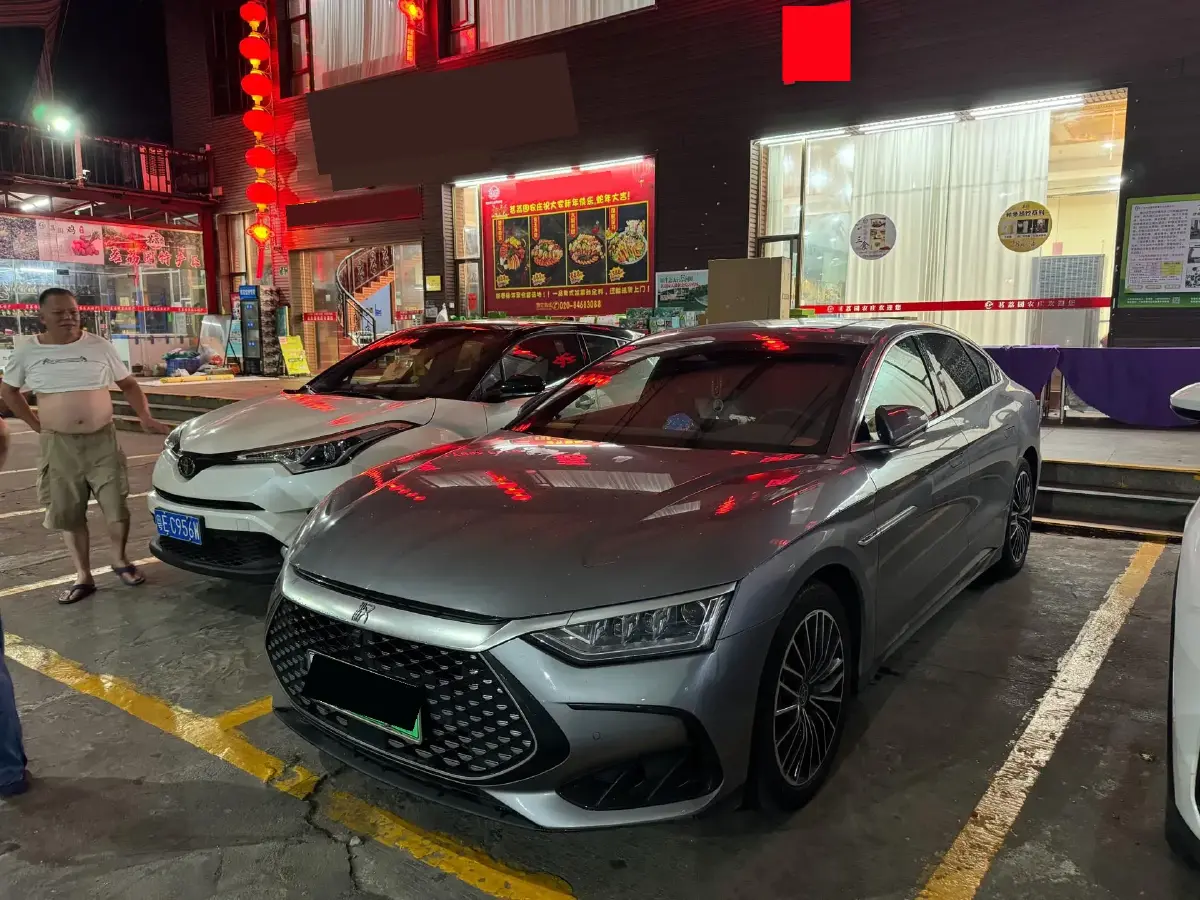 2022 BYD Han 1.5T 139HP L4 E-CVT PHEV 18.3KWH