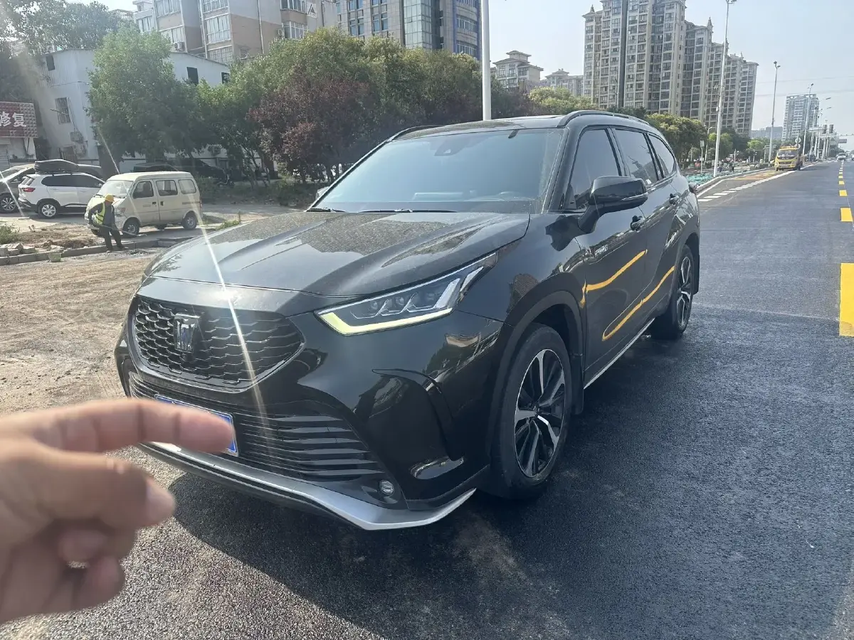 2022 Toyota Crown Kluger 2.5L 192HP L4 E-CVT Hybrid