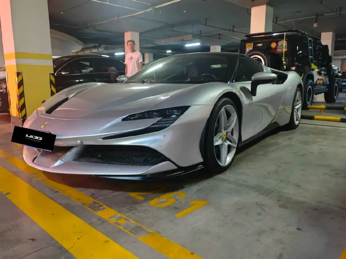 2020 Ferrari SF90 3.9T 781HP V8 8DCT PHEV 7.9KWH