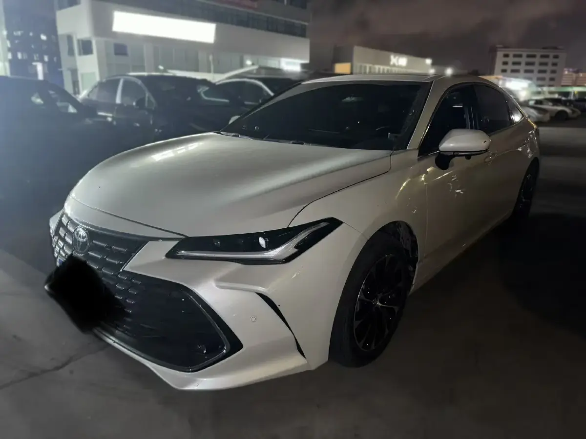 2023 Toyota Avalon 2.0L 177HP L4 CVT