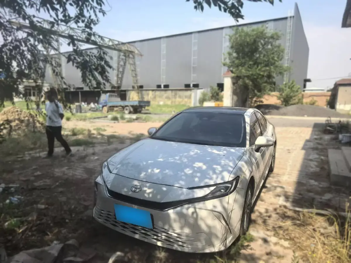 2024 Toyota Camry 2.0L 173HP L4 CVT