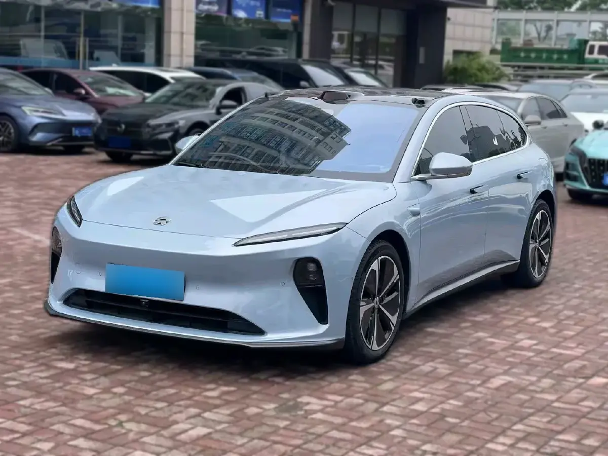 2023 NIO ET5T BEV 75KWH