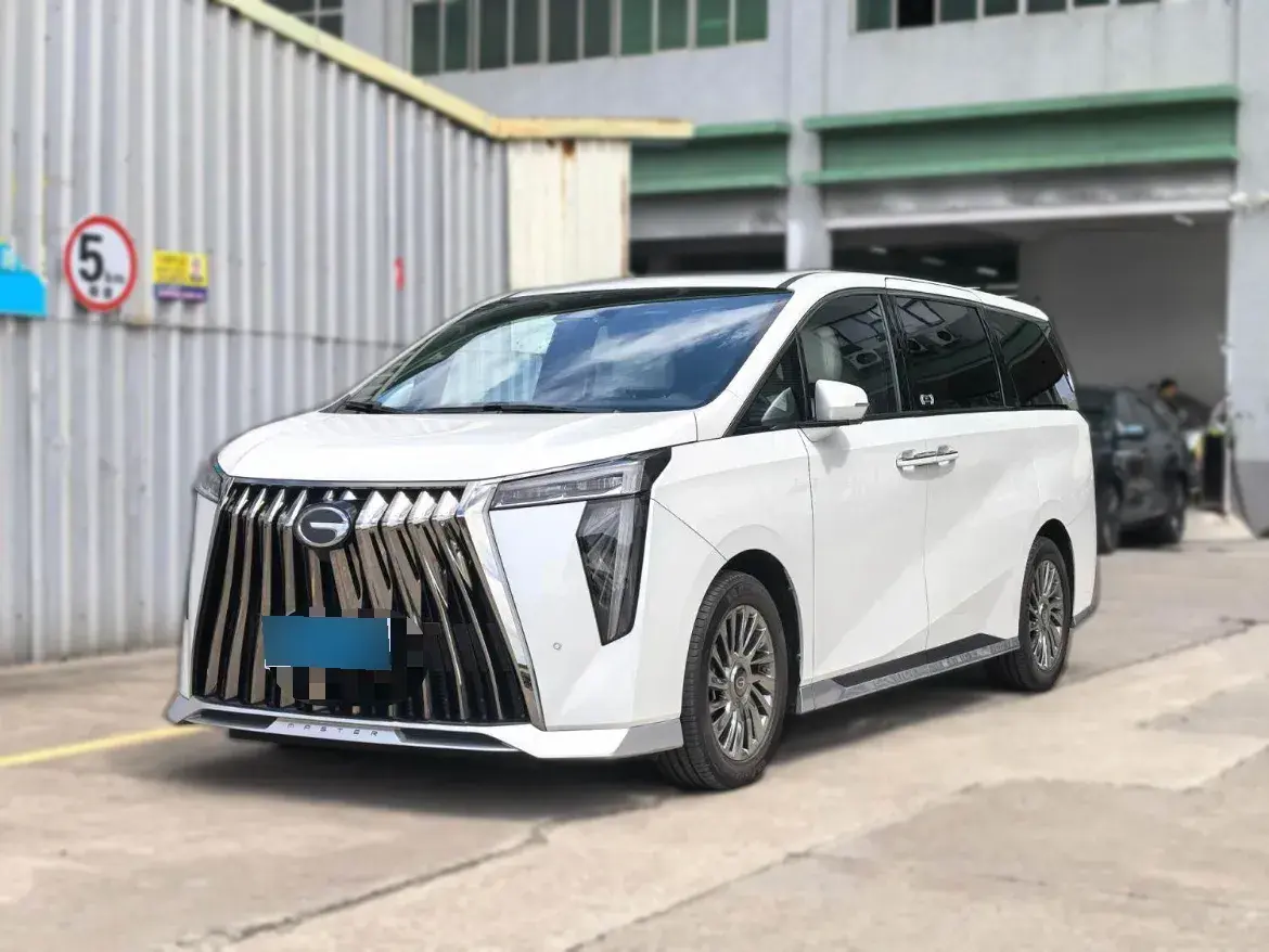 2023 GAC Trumpchi M8 2.0T 252HP L4 8AT