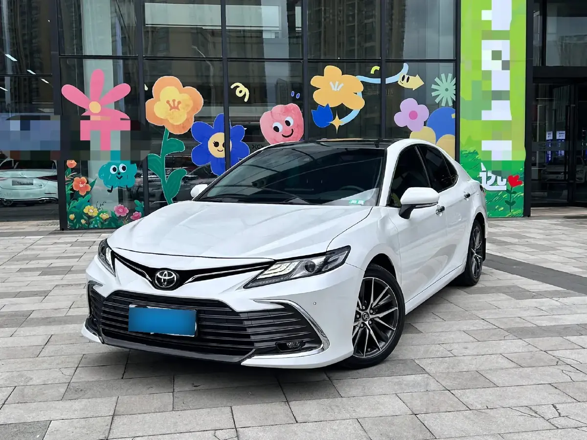 2021 Toyota Camry 2.5L 209HP L4 8AT