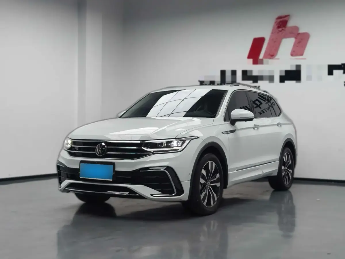 2024 Volkswagen Tiguan L 2.0T 186HP L4 7DCT