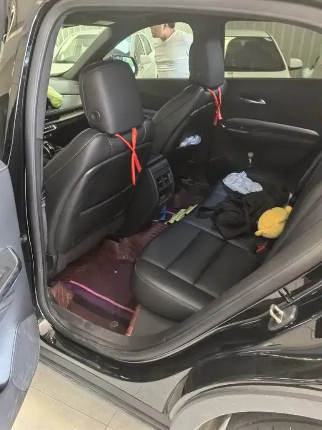 2024 Cadillac XT4 2.0T 237HP L4 9AT,autocango,china used car exporter,china ev exporter,chinese used car exporter,chinese used ev exporter