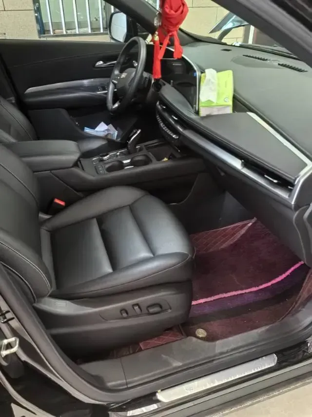 2024 Cadillac XT4 2.0T 237HP L4 9AT,autocango,china used car exporter,china ev exporter,chinese used car exporter,chinese used ev exporter