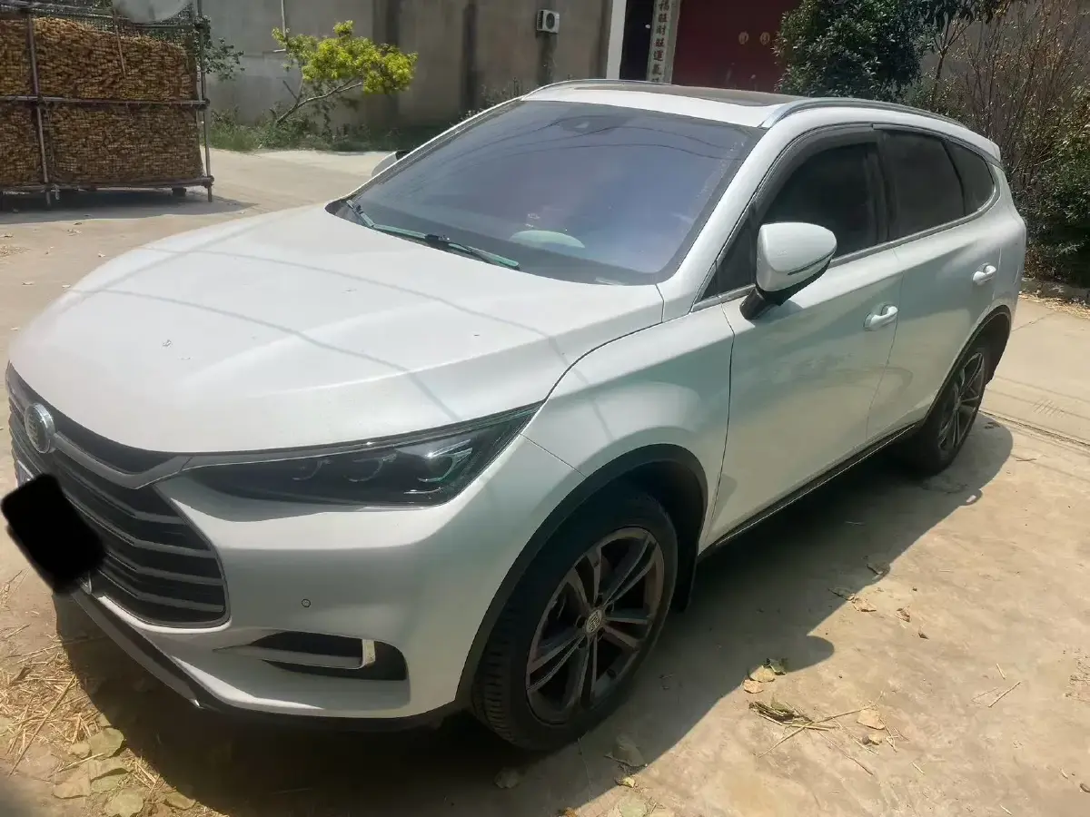 2021 BYD Tang 2.0T 192HP L4 6AT