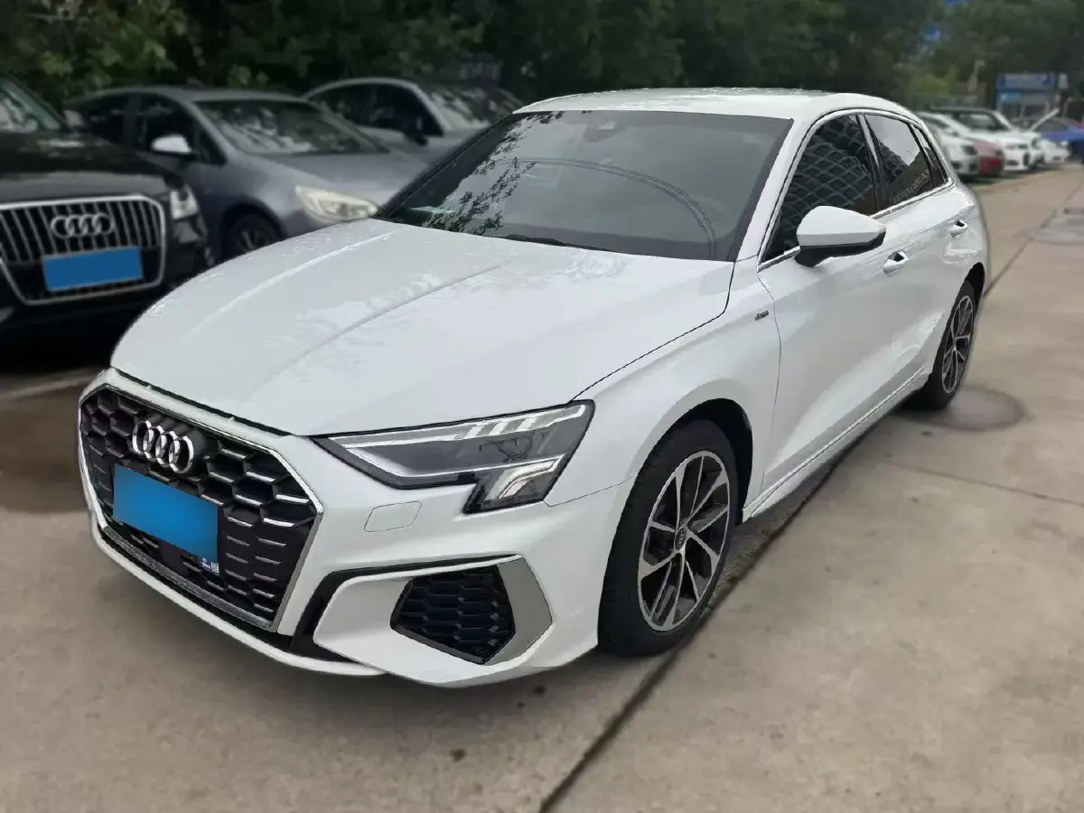 2022 Audi A3 1.4T 150HP L4 7DCT