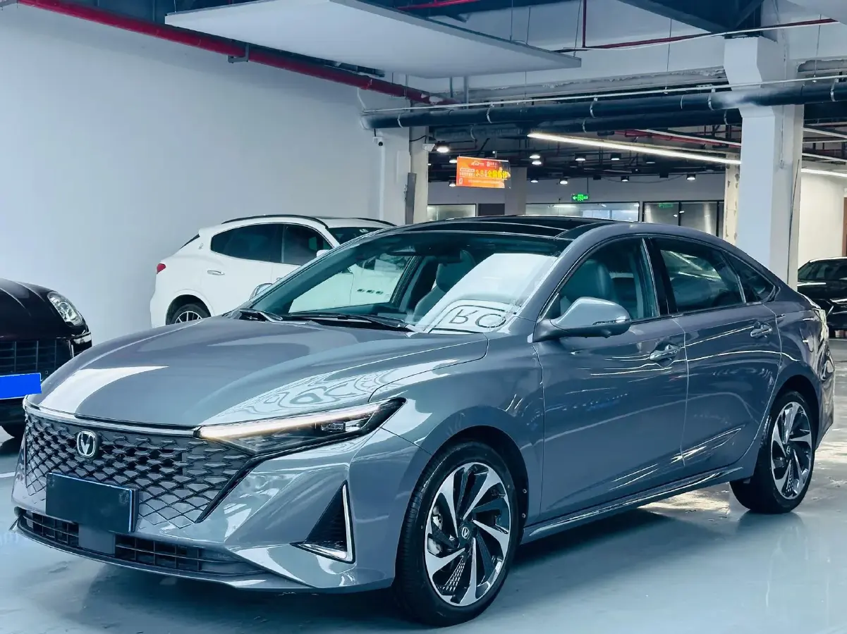 2023 ChangAn Raeton Plus 1.5T 188HP L4 7DCT