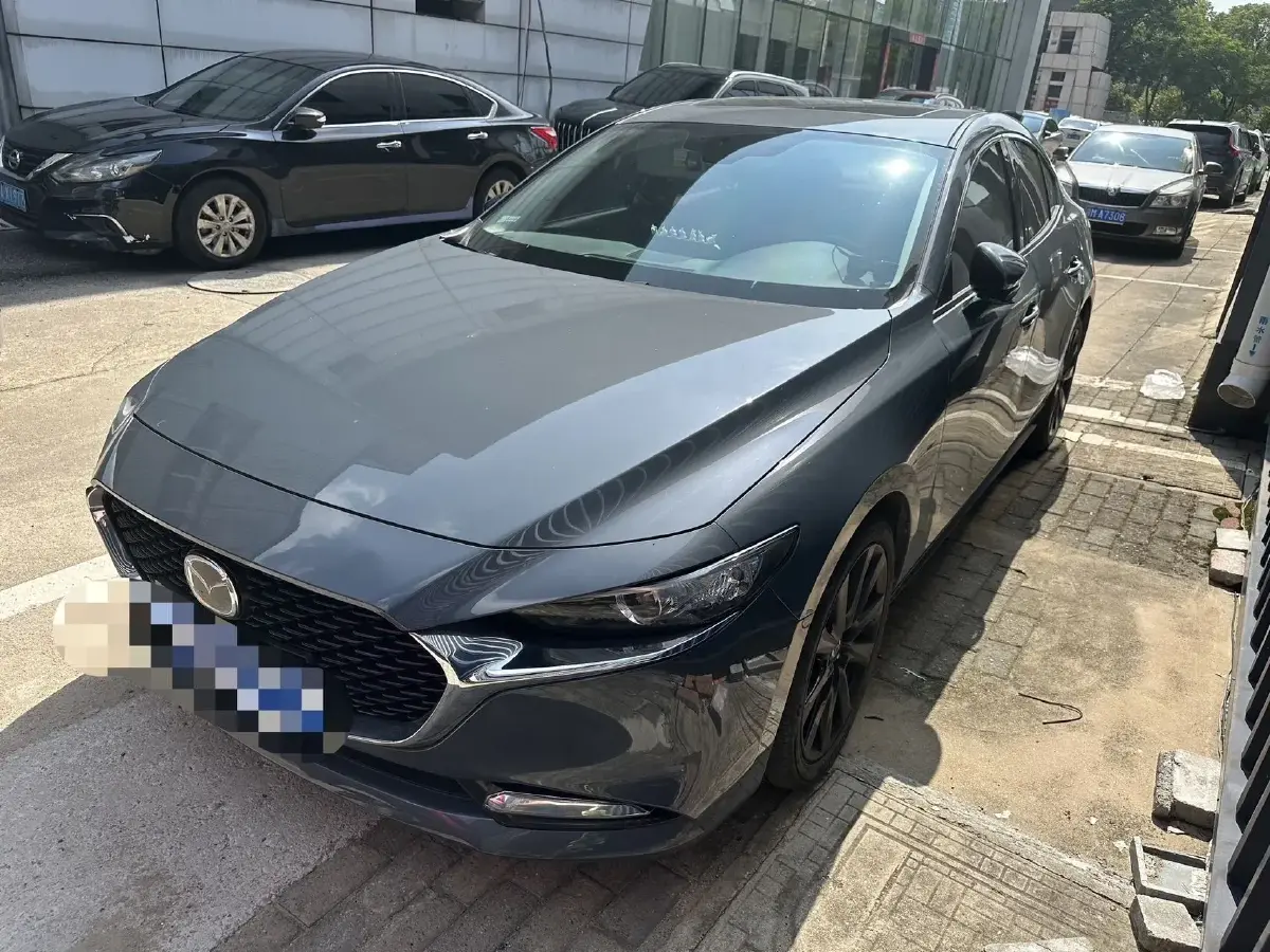 2022 Mazda 3 Axela 2.0L 158HP L4 6AT