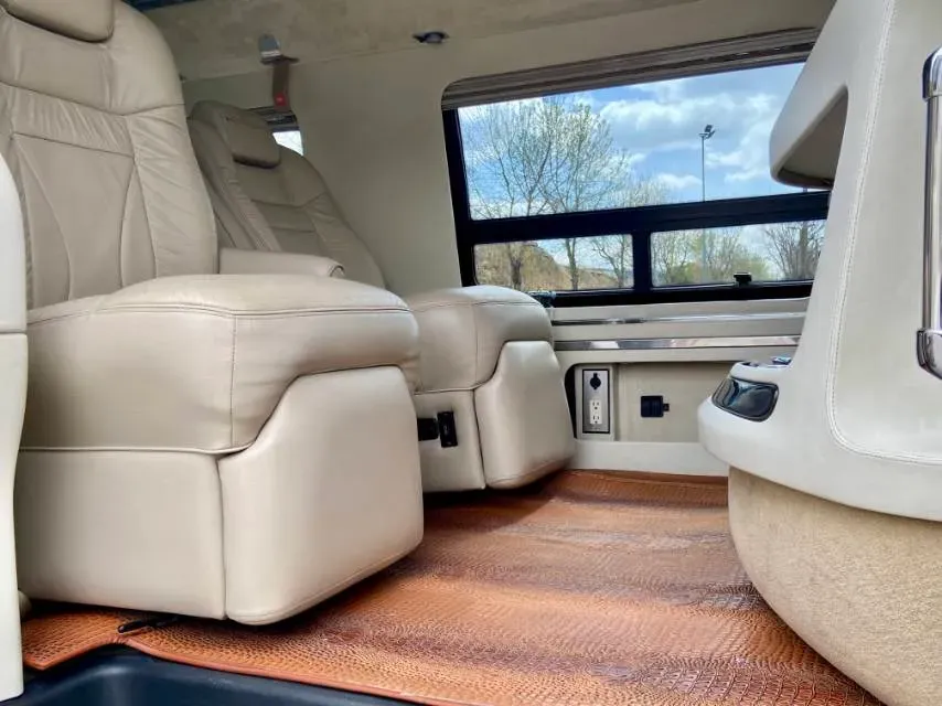 2012 GMC SAVANA 6.0L 328HP V8 6AT,autocango,china used car exporter,china ev exporter,chinese used car exporter,chinese used ev exporter