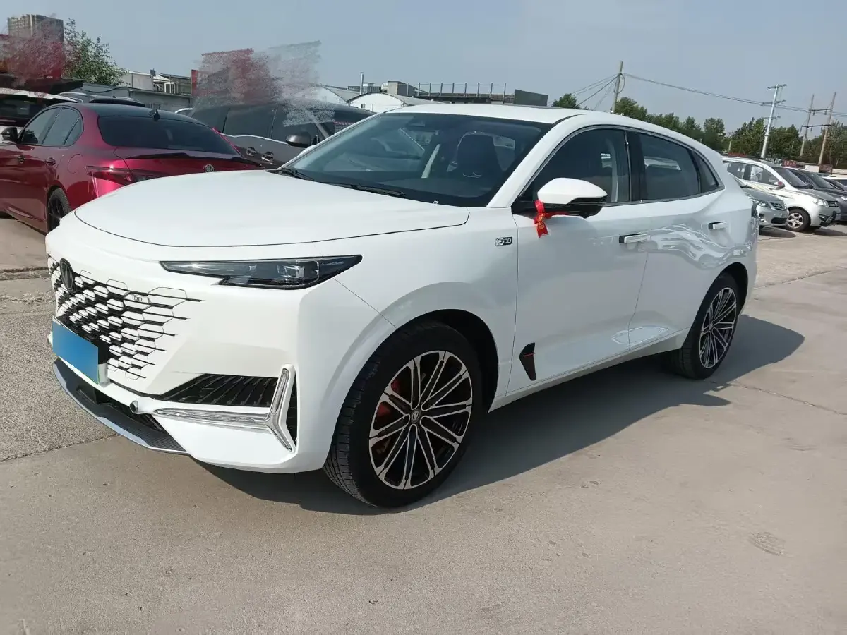 2024 ChangAn UNI-K iDD 1.5T 170HP L4 6TCT PHEV 28.4KWH