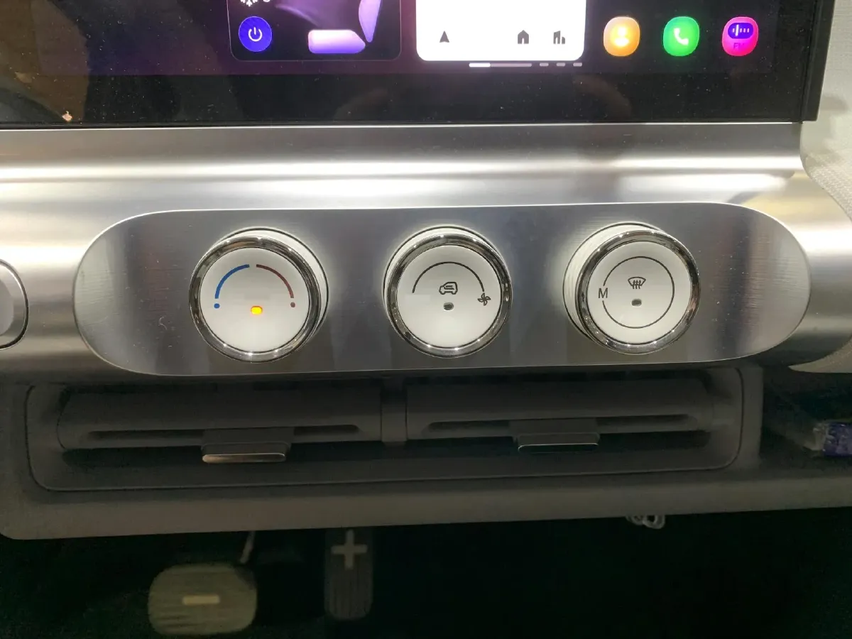 2023 WuLing Air ev BEV 28.4KWH,autocango,china used car exporter,china ev exporter,chinese used car exporter,chinese used ev exporter