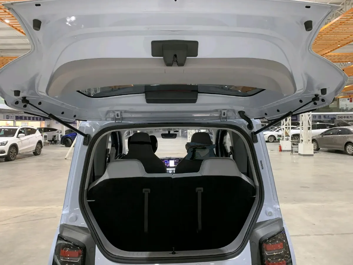 2023 WuLing Air ev BEV 28.4KWH,autocango,china used car exporter,china ev exporter,chinese used car exporter,chinese used ev exporter