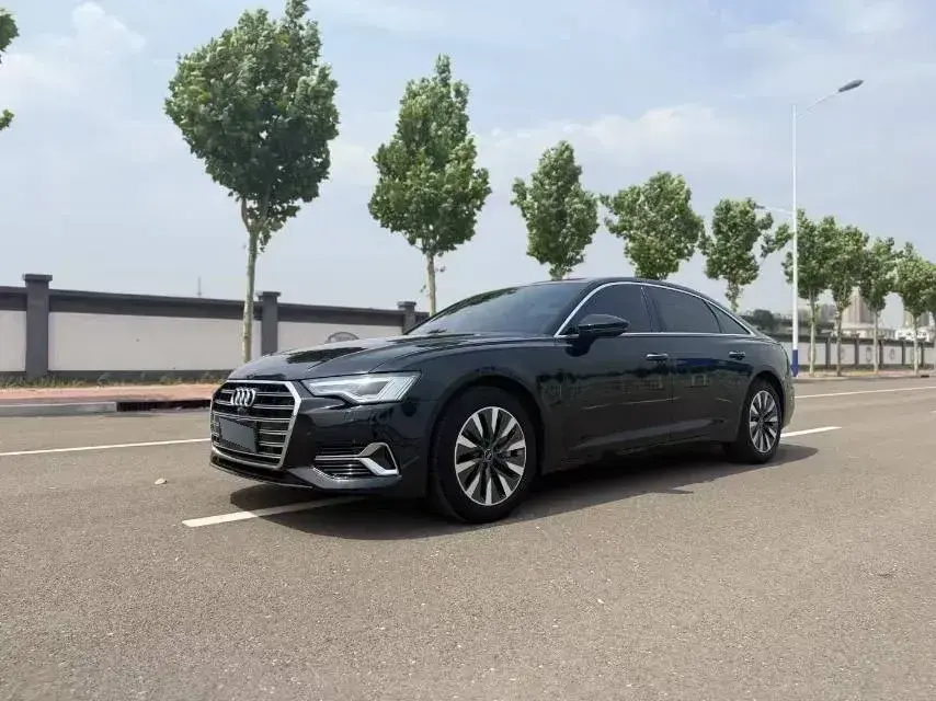 2023 Audi A6L 2.0T 245HP L4 7DCT