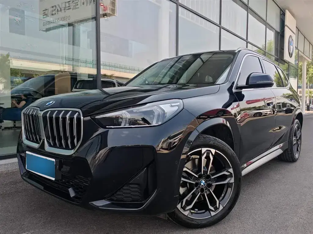 2023 BMW X1 2.0T 204HP L4 7DCT