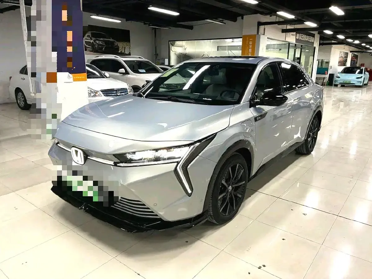 2024 Honda e:NS2 BEV 68.8KWH