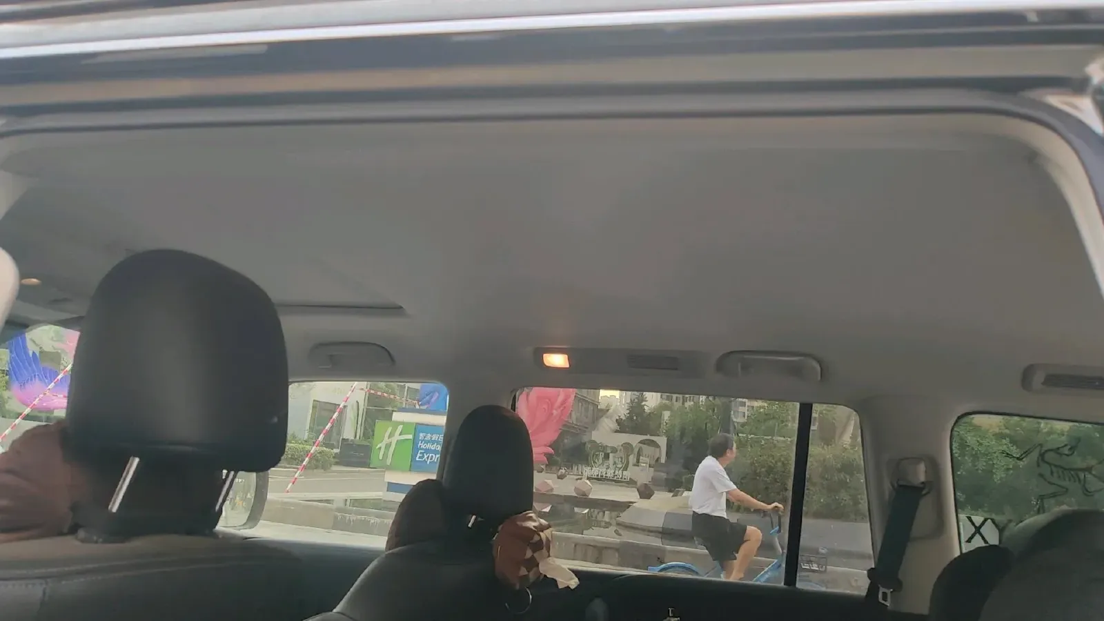 2023 Nissan Patrol 5.6L 400HP V8 7AT,autocango,china used car exporter,china ev exporter,chinese used car exporter,chinese used ev exporter