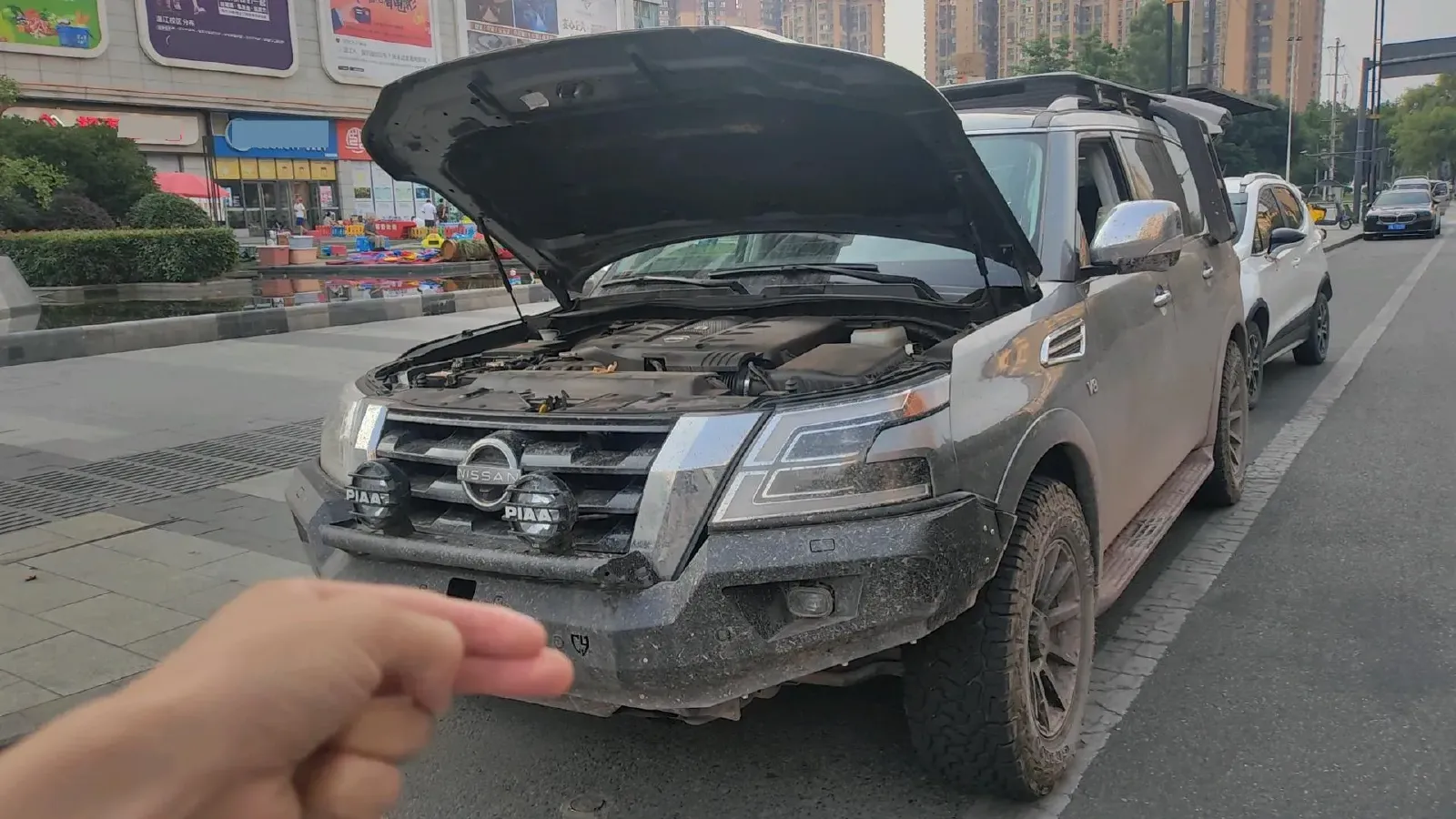 2023 Nissan Patrol 5.6L 400HP V8 7AT,autocango,china used car exporter,china ev exporter,chinese used car exporter,chinese used ev exporter