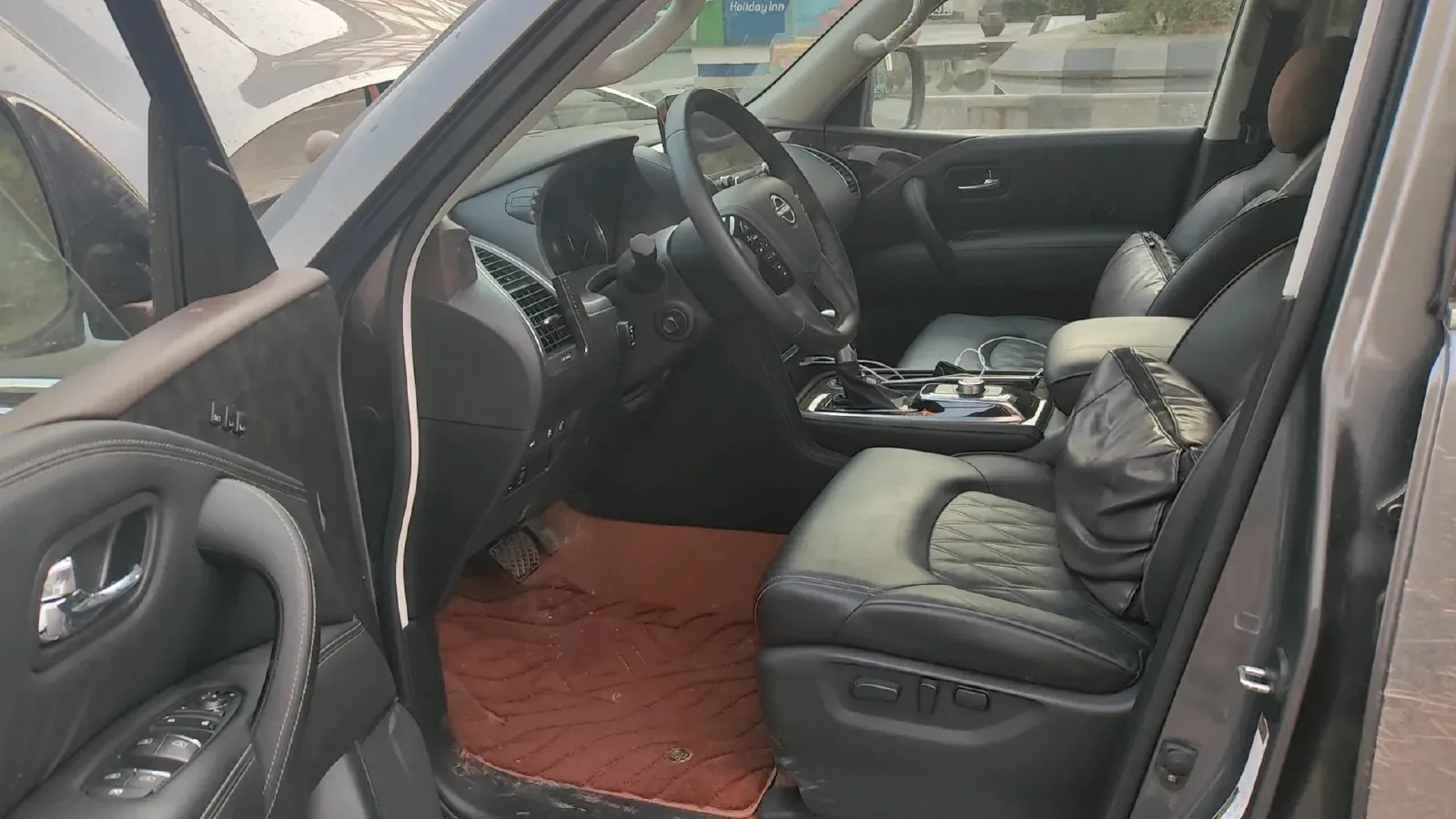 2023 Nissan Patrol 5.6L 400HP V8 7AT,autocango,china used car exporter,china ev exporter,chinese used car exporter,chinese used ev exporter