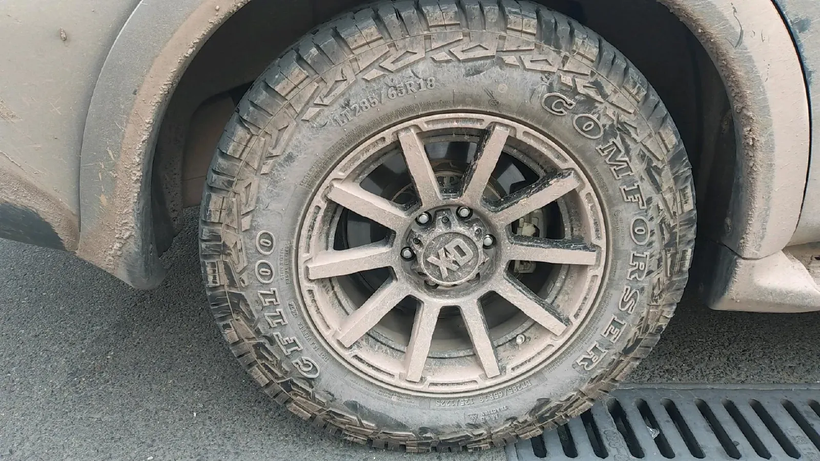 2023 Nissan Patrol 5.6L 400HP V8 7AT,autocango,china used car exporter,china ev exporter,chinese used car exporter,chinese used ev exporter