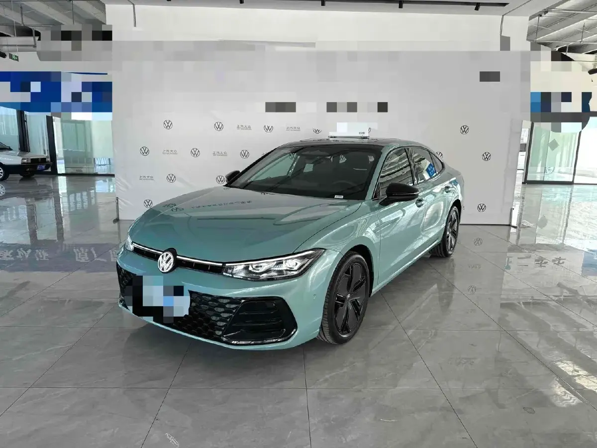 2025 Volkswagen Passat 2.0T 220HP L4 7DCT