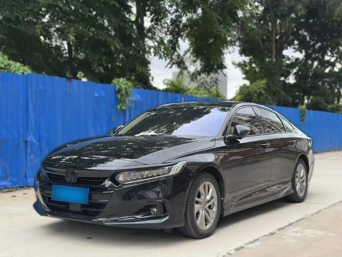 2022 Honda Accord 2.0L 146HP L4 E-CVT Hybrid