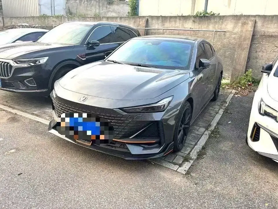 2023 ChangAn UNI-V 1.5T 188HP L4 7DCT