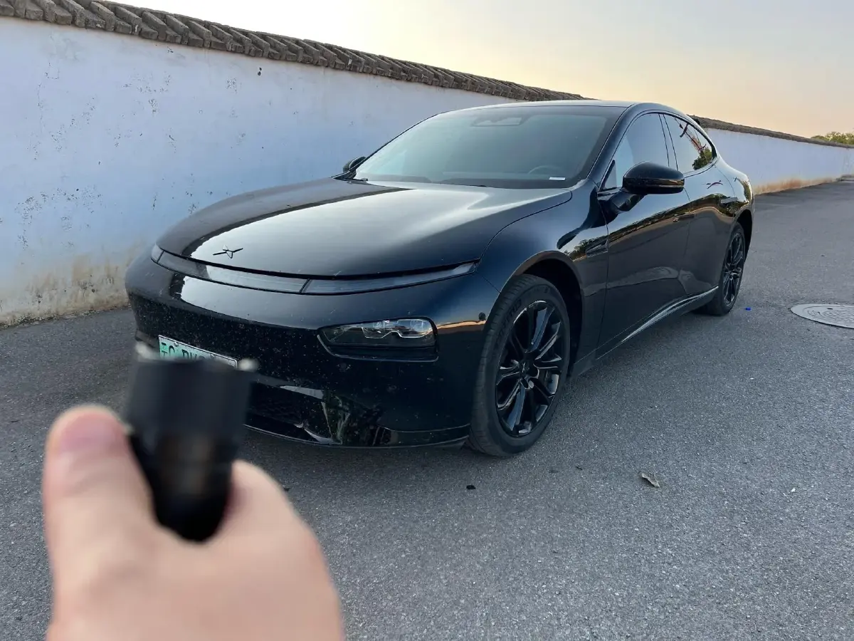 2022 Xpeng P7 BEV 80.9KWH