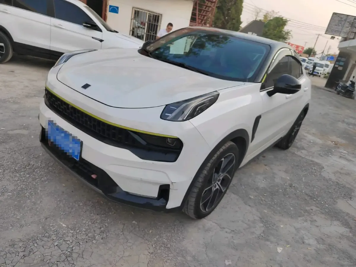 2022 LYNK&CO 05 2.0T 254HP L4 8AT