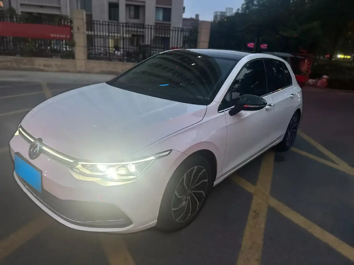 2023 Volkswagen Golf 1.4T 150HP L4 7DCT