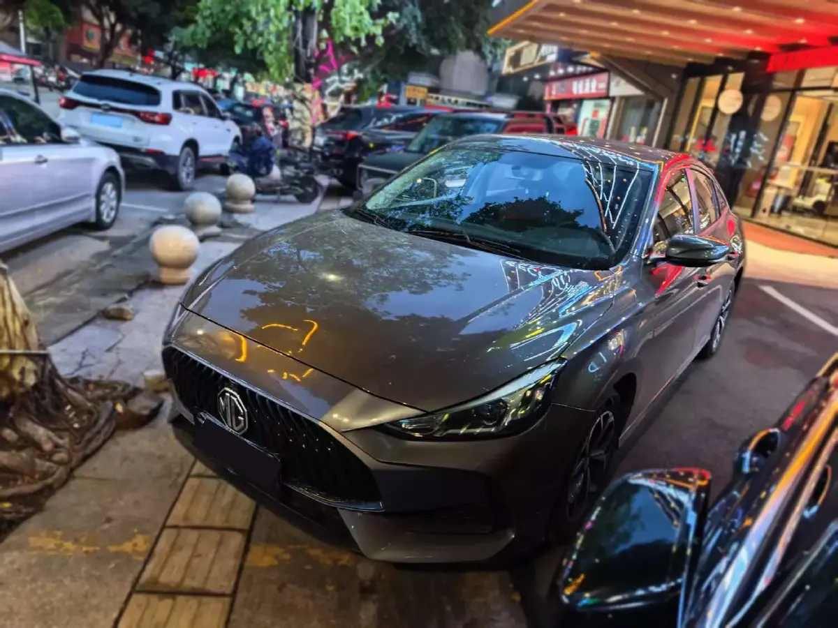 2023 MG 5 1.5L 129HP L4 CVT