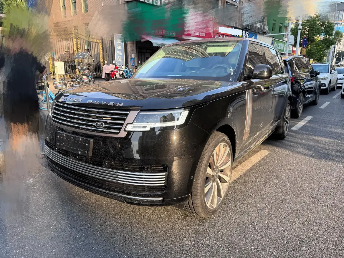 2024 Land Rover Range Rover 3.0T 400HP L6 8AT