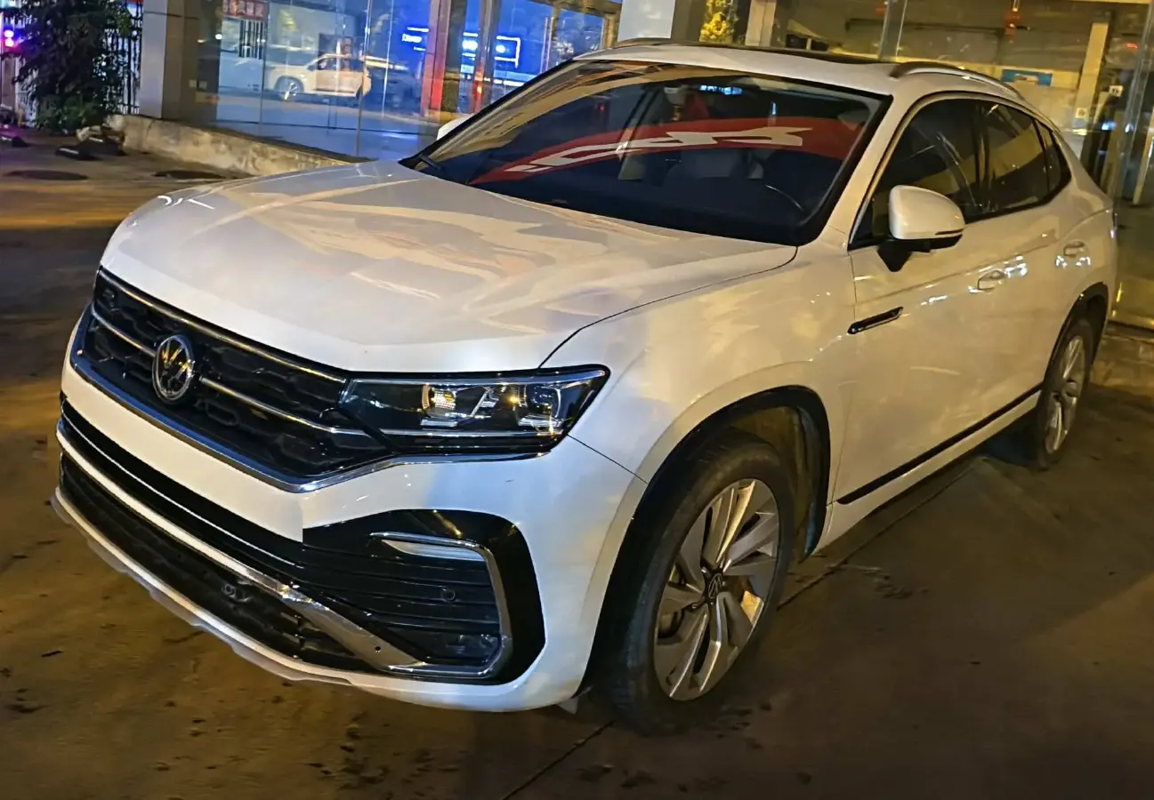 2020 Volkswagen Tayron X 2.0T 186HP L4 7DCT