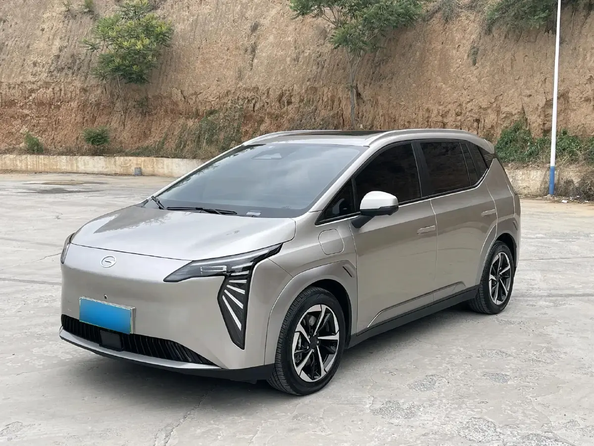 2024 Aion Y BEV 61.7KWH