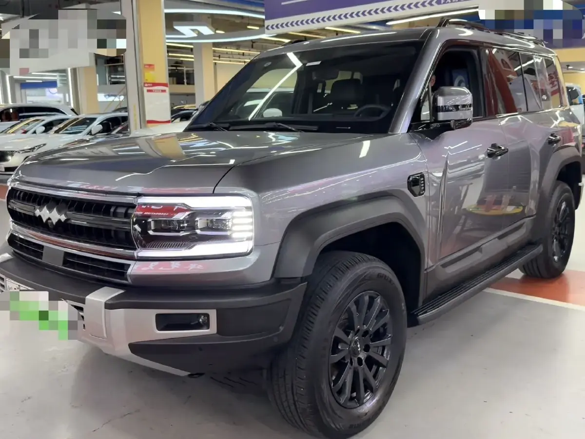 2023 FangChengBao Bao 5 1.5T 194HP L4 E-CVT PHEV 31.8KWH