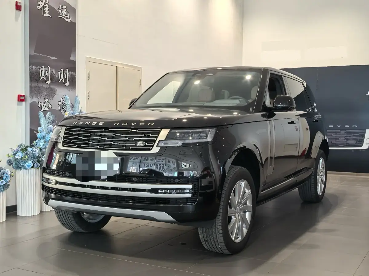 2025 Land Rover Range Rover 3.0T 400HP L6 8AT