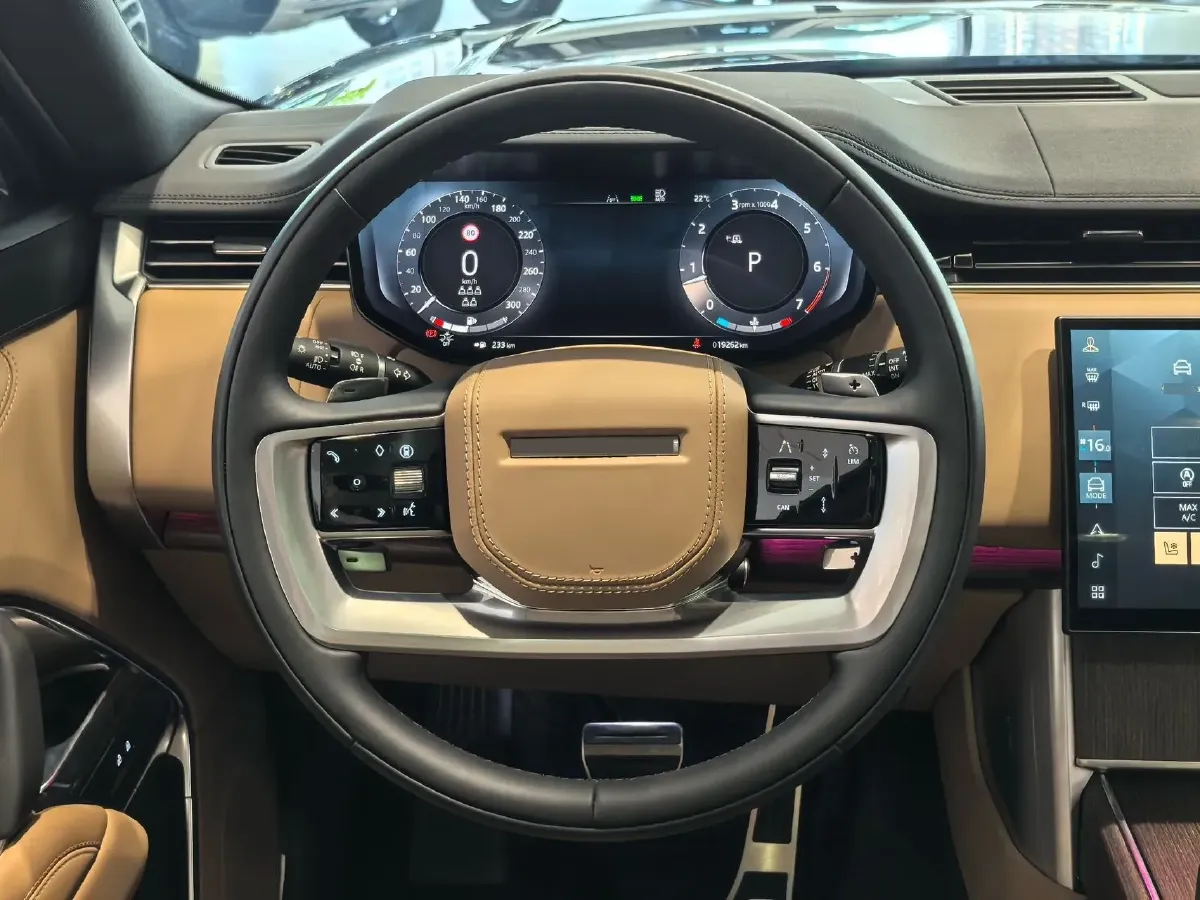 2025 Land Rover Range Rover 3.0T 400HP L6 8AT,autocango,china used car exporter,china ev exporter,chinese used car exporter,chinese used ev exporter