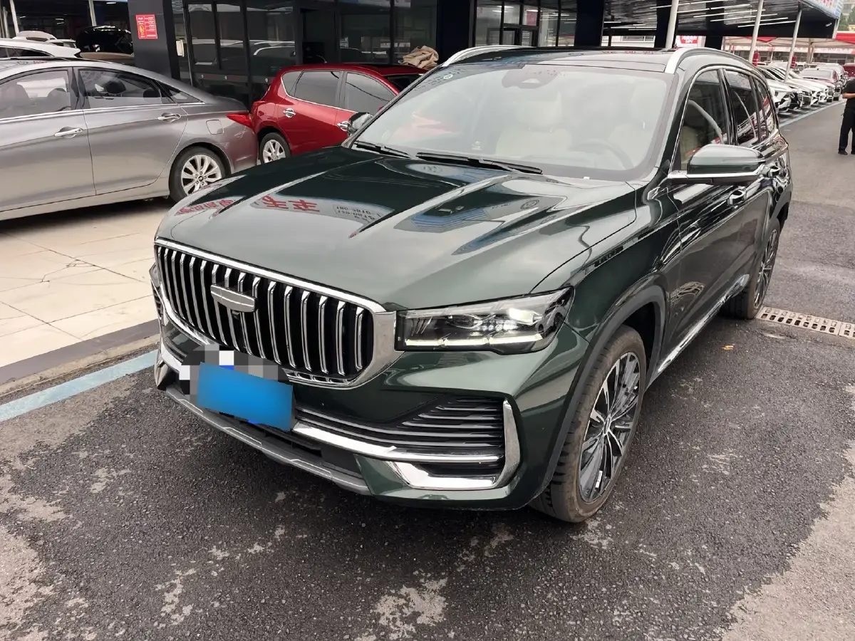 2025 Geely Monjaro 2.0T 238HP L4 8AT