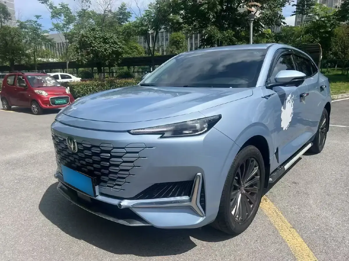2021 ChangAn UNI-K 2.0T 233HP L4 8AT